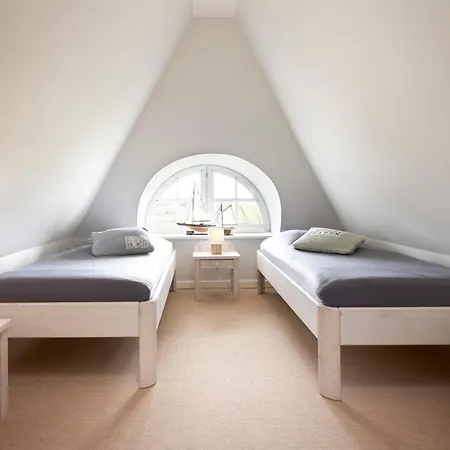 度假居 Haus Gruenland Alkersum